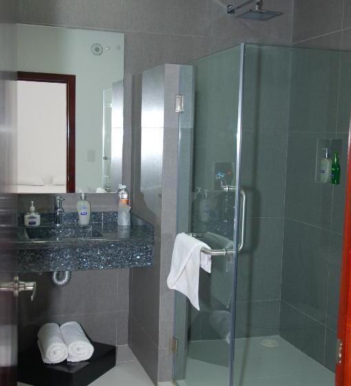 غرفة كلاسيكية رباعية, Cermar Plaza