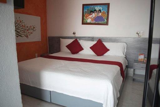 اتاق لوکس با تخت بزرگ, Villa Mont