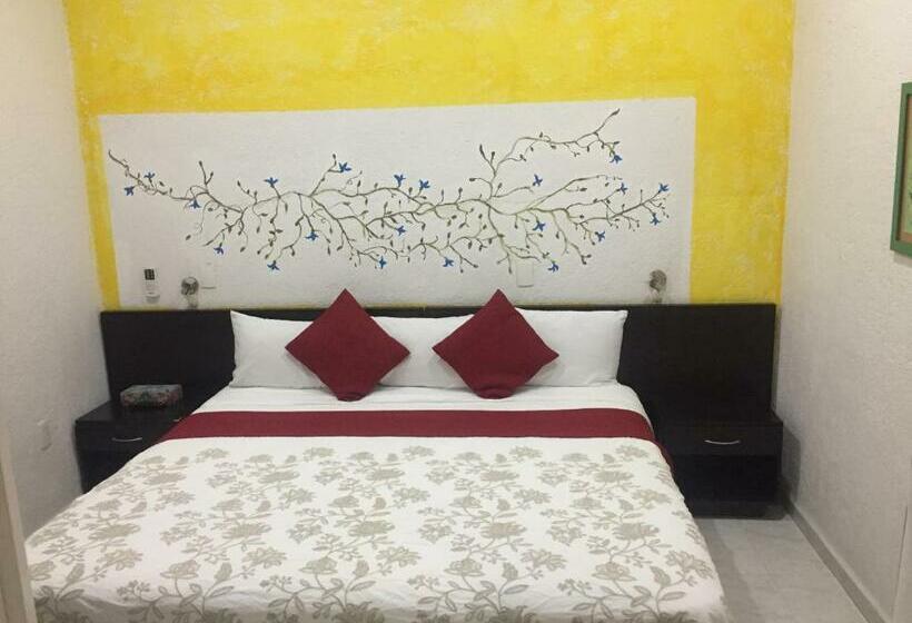 اتاق لوکس با تخت بزرگ, Villa Mont