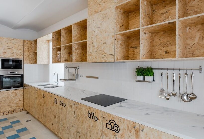 공동 객실, Hostel Conii & Suites Algarve