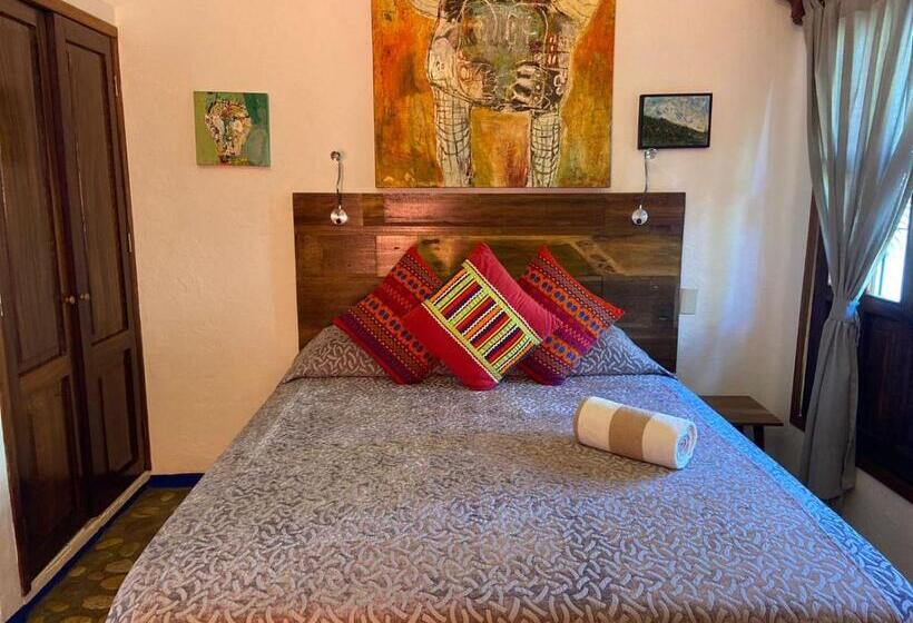 スタンダードバンガロー, Aurinko Bungalows