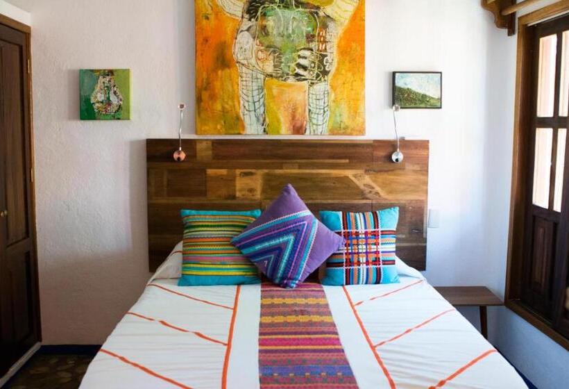 スタンダードバンガロー, Aurinko Bungalows