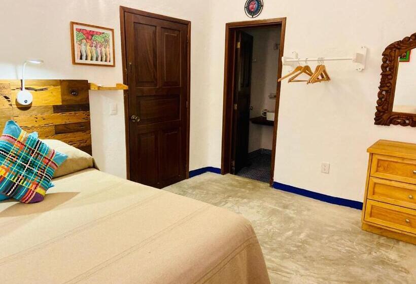 スタンダードバンガロー, Aurinko Bungalows