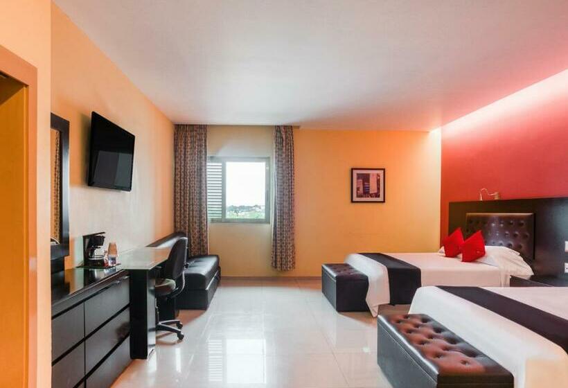 스탠다드 룸 더블 침대 2개, Capital O Veracruz Suites