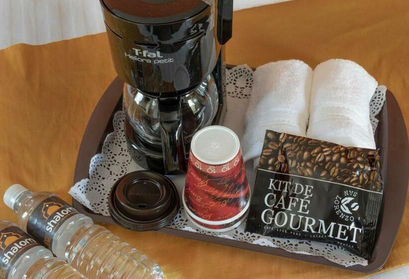 غرفة قياسية, Casa Shalom