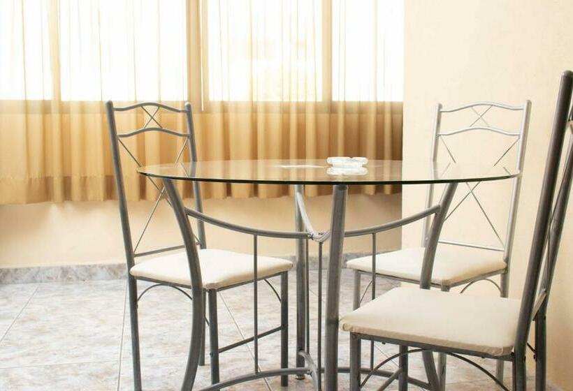 غرفة قياسية رباعية, Casa Shalom