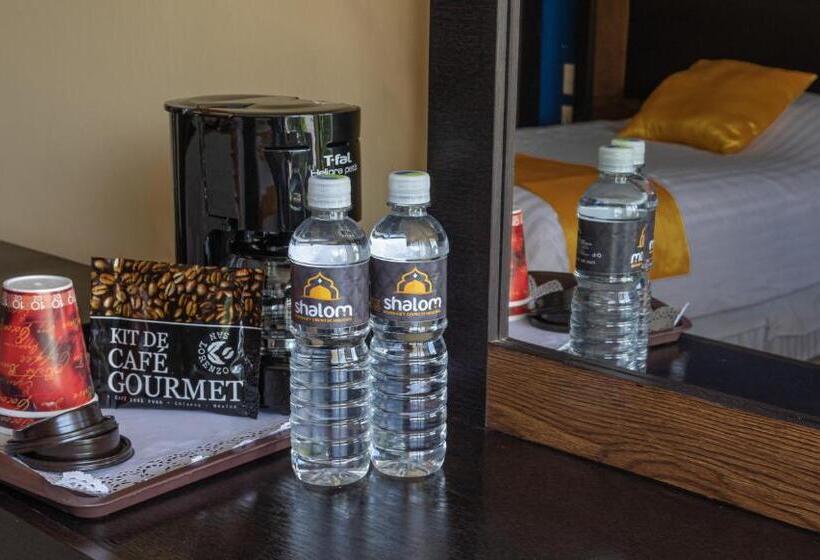 غرفة كومفورت ثلاثية, Casa Shalom