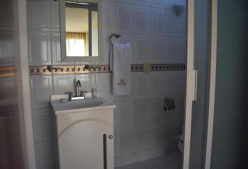 غرفة كومفورت ثلاثية, Casa Shalom