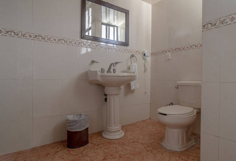 غرفة عائلية, Casa Shalom