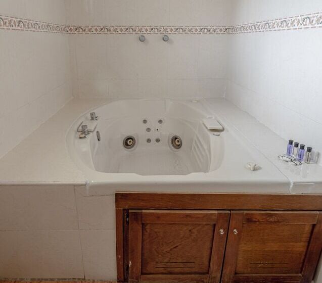 غرفة عائلية, Casa Shalom