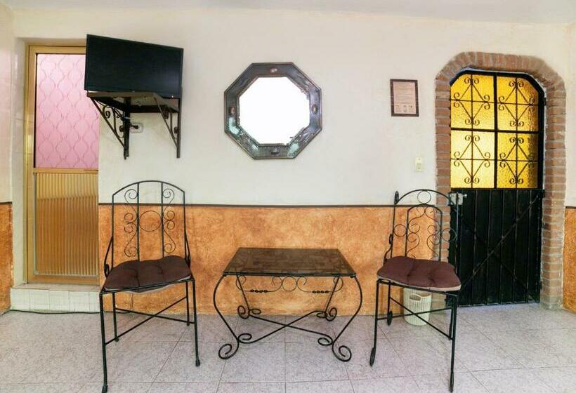 Quarto Familiar, Del Carmen