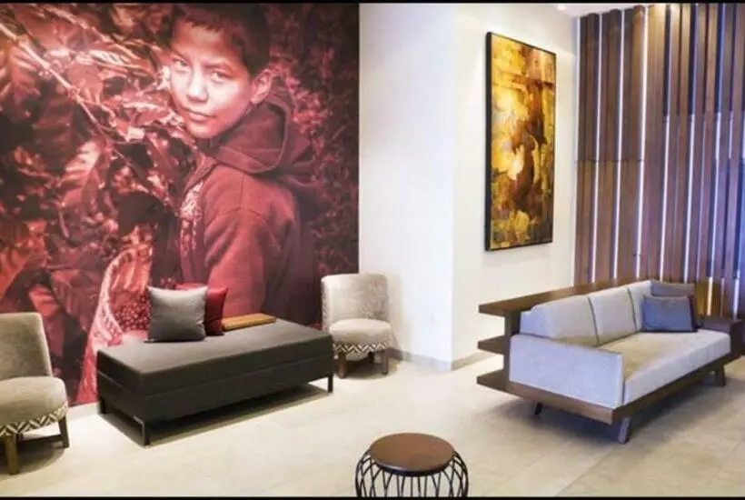 سوییت جونیور, Mansur Business & Leisure