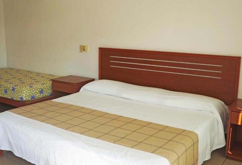 חדר סטנדרט, Maricarmen