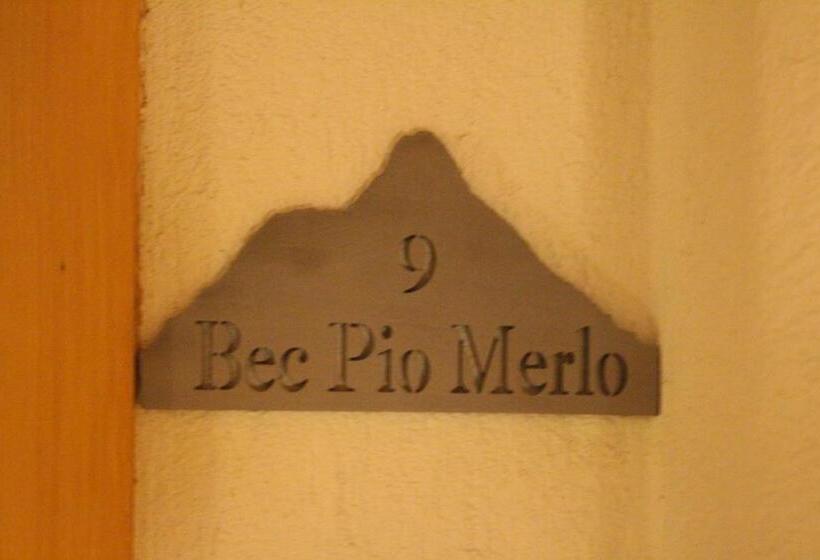 Quarto Triplo Comfort, Meublé Gorret