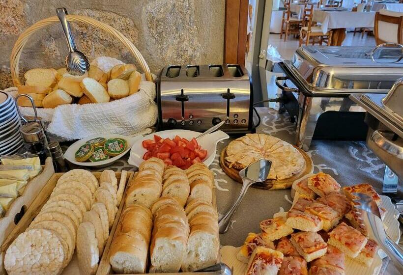 غرفة قياسية مطلّة علي البحر, Olimpia