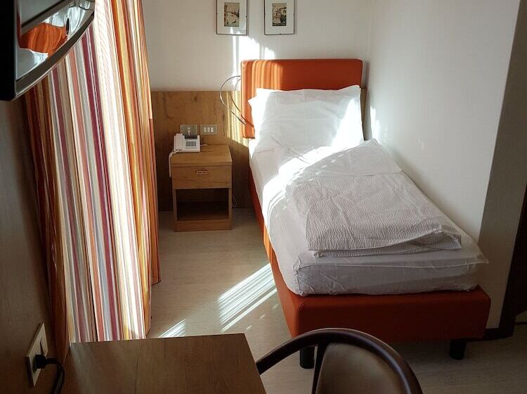 غرفة قياسية فردية, Olimpic