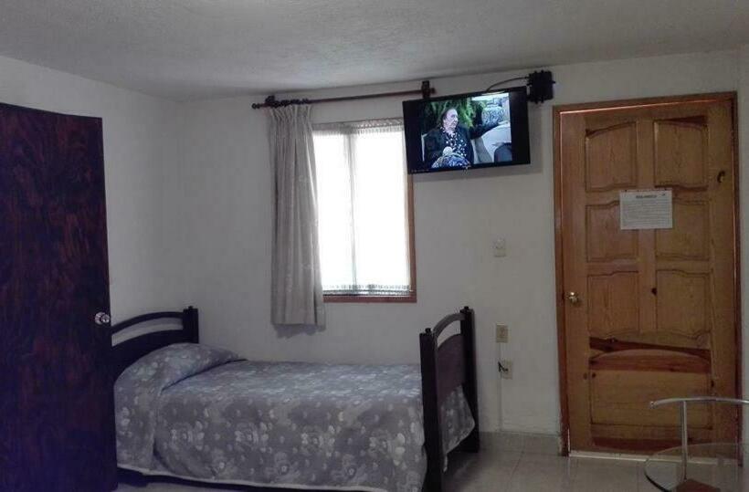 Háromágyas Standard Szoba, Ollin Teotl