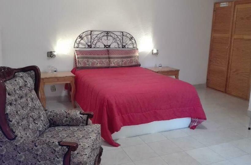 Háromágyas Standard Szoba, Ollin Teotl