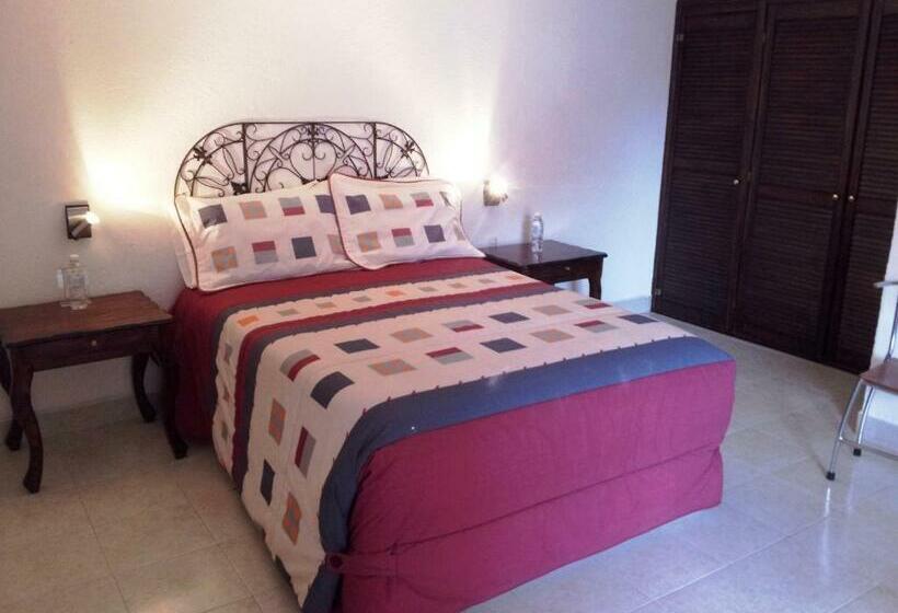 Háromágyas Standard Szoba, Ollin Teotl