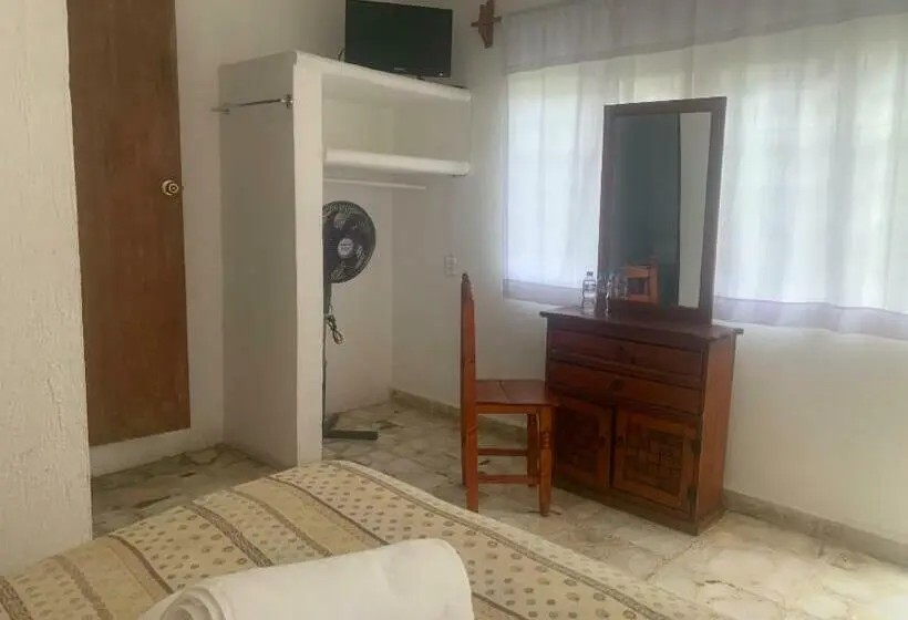 اتاق استاندارد با چشم‌انداز کوهستان, Puerto Villamar