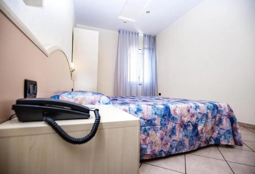 エコノミールーム, Sileoni Dépendance Villa Antonio