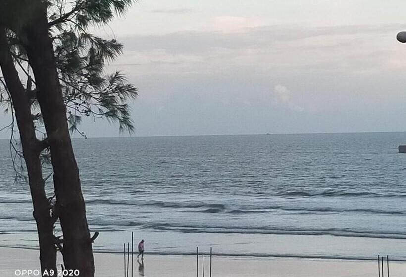 Deluxe Rum, Sea Sand