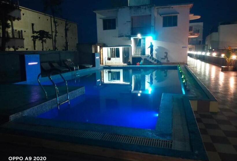 Deluxe Rum, Sea Sand