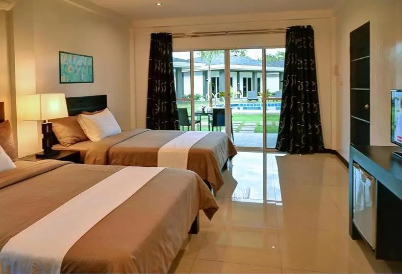 デラックスルーム, Alona Royal Palm Resort