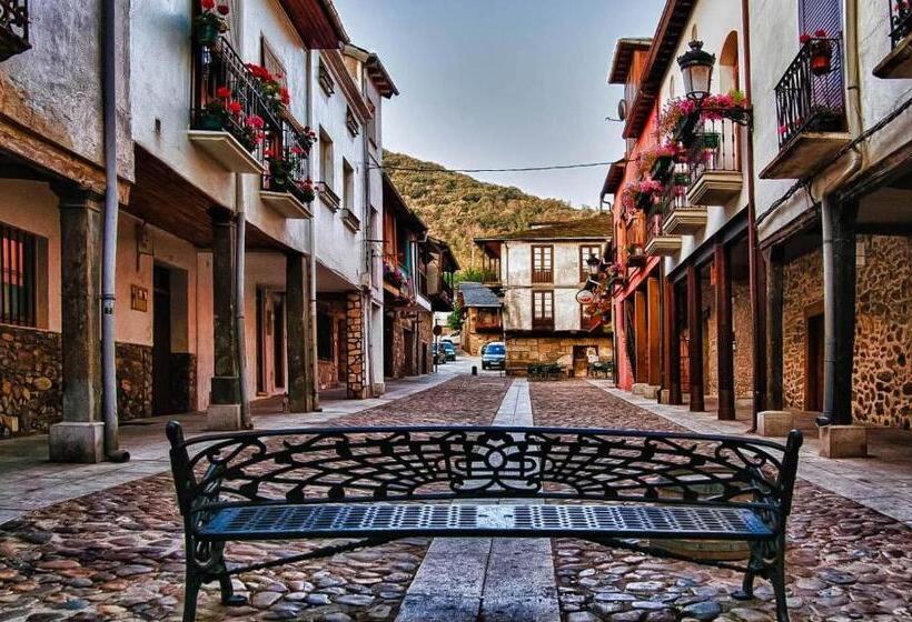 غرفة أساسية ثلاثية, The Way Hotel Molinaseca