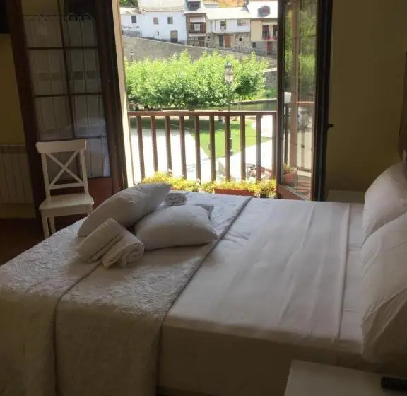デラックスルーム, The Way Hotel Molinaseca