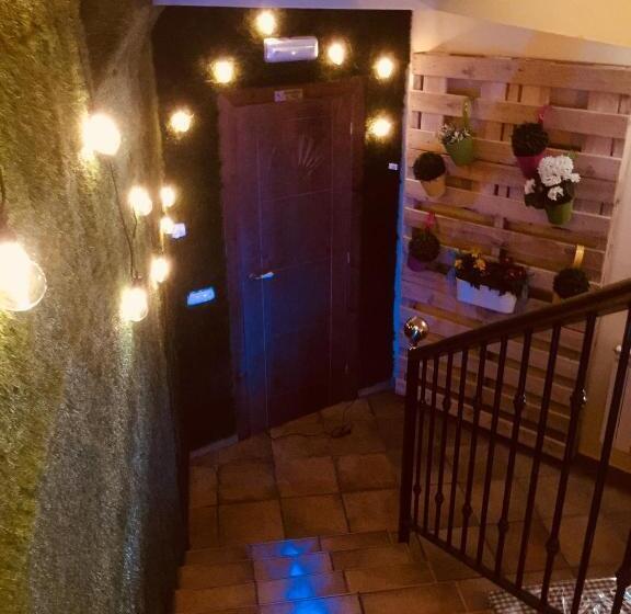 غرفة ديلوكس مزودة بشرفة, The Way Hotel Molinaseca