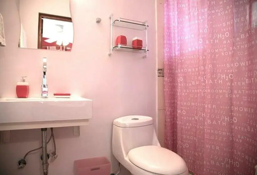 اتاق استاندارد سه نفره, Contadora Island Inn