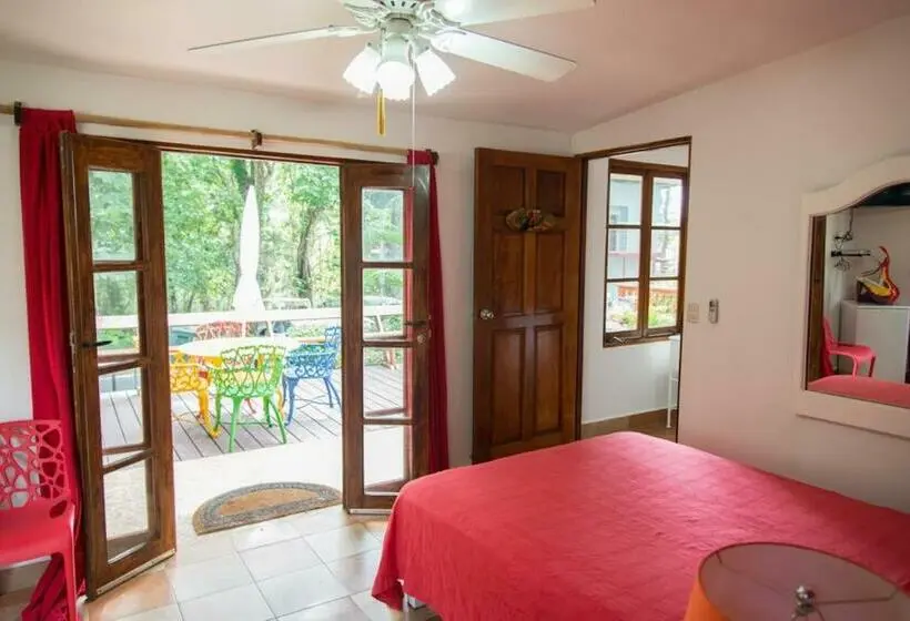 اتاق استاندارد, Contadora Island Inn