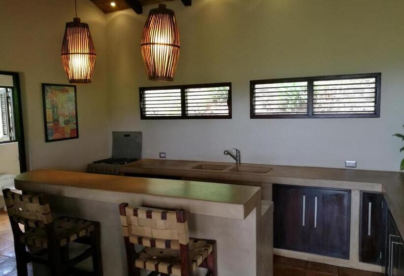 ویلای 1 خوابه, El Respiro Ecolodge