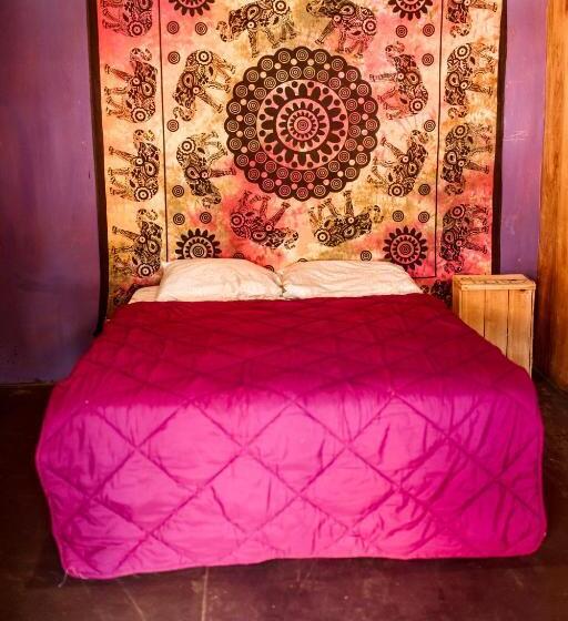 스탠다드 룸 공동 욕실, Compay Hostel La Pedrera