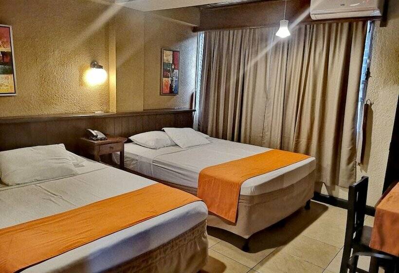 اتاق استاندارد یک نفره, Astor