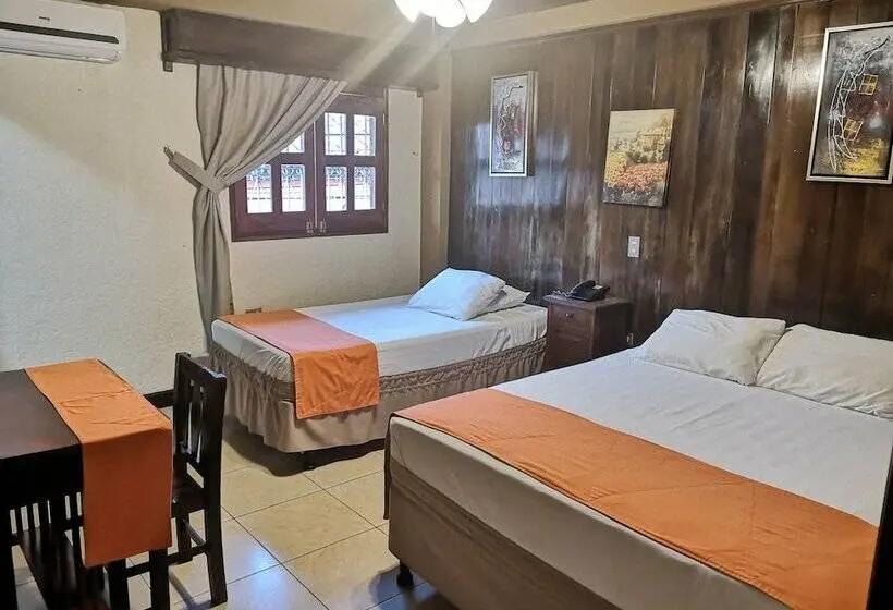 اتاق استاندارد, Astor