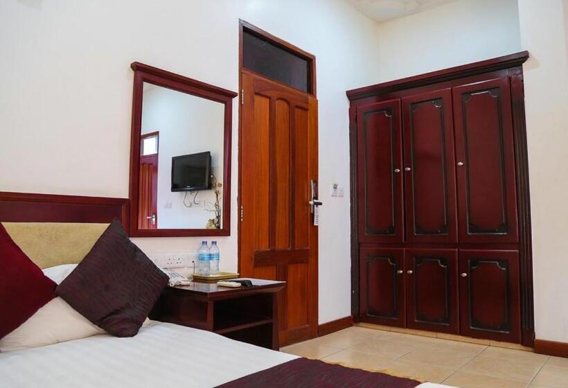 اتاق لوکس با تخت بزرگ, De Mag Deluxe