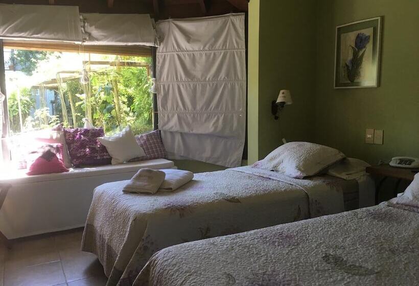 غرفة قياسية ثلاثية, El Jardin