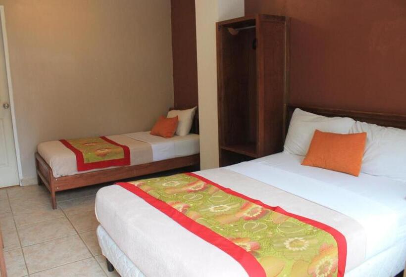 غرفة قياسية سرير مزدوج, La Casa De La Abuela