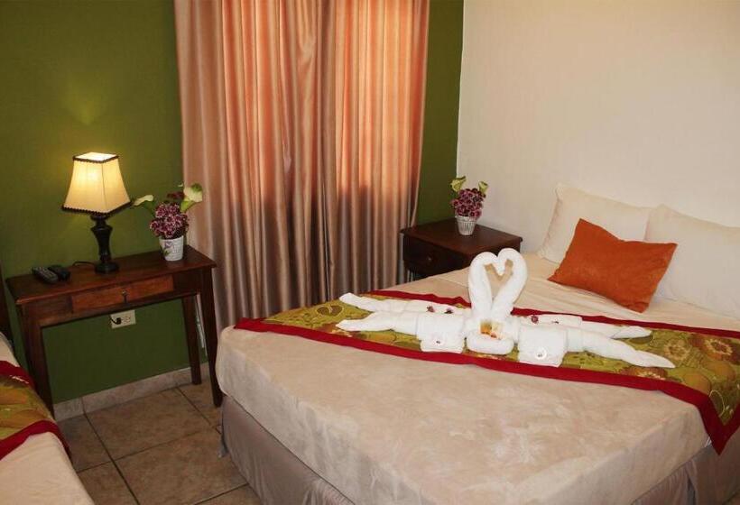 غرفه قياسيه سريرين مزدوجين, La Casa De La Abuela