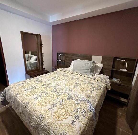 شقة غرفة واحدة, La Casa De La Abuela