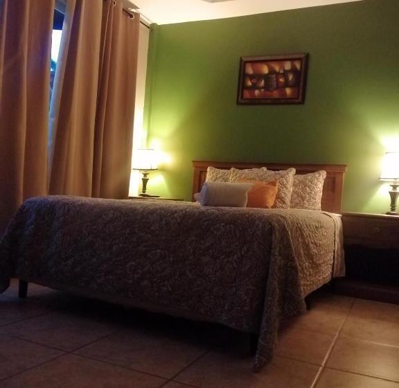 غرفة قياسية مطلة على الجبل, La Casa De La Abuela