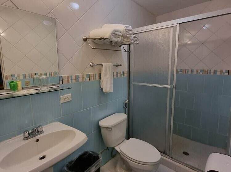 غرفه قياسيه سريرين مزدوجين, La Casa De La Abuela