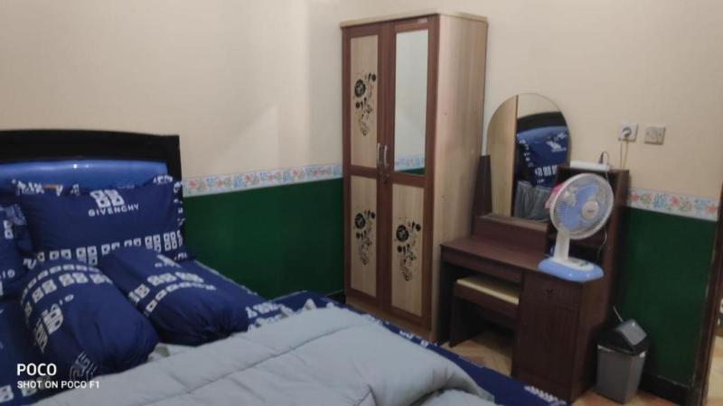 غرفة قياسية, La Casa De La Abuela