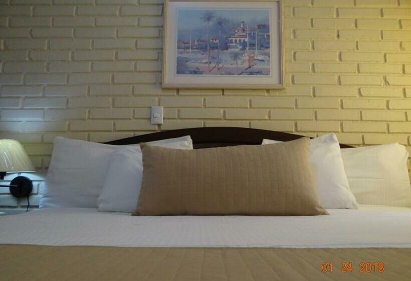 اتاق استاندارد با تخت بزرگ, Mac Arthur