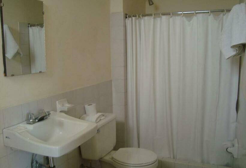 اتاق استاندارد, Mac Arthur