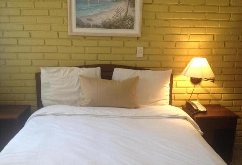 اتاق راحتی یک تخته, Mac Arthur