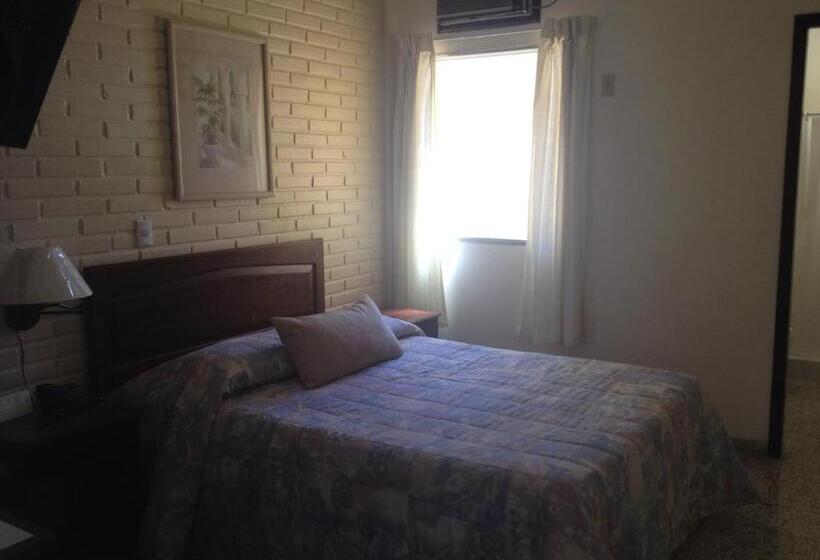 اتاق راحتی یک تخته, Mac Arthur