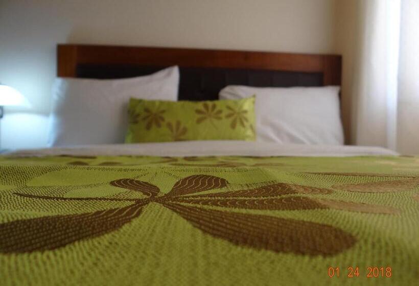 اتاق استاندارد یک نفره, Mac Arthur